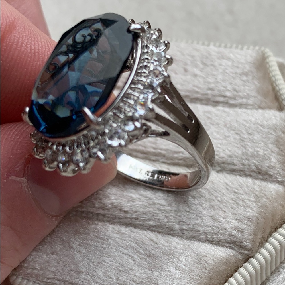 4.00 CT Genuine Sapphire Diamond Halo Crown Ring - Picture 12 of 14